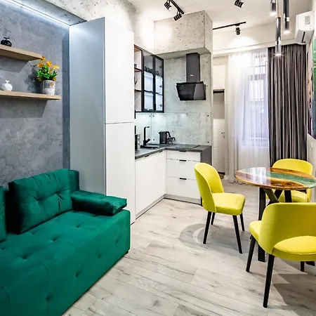 Alfa Apartments Kulisha 12 利沃夫 外观 照片