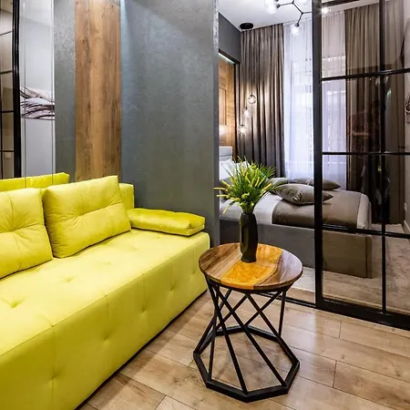 Alfa Apartments Kulisha 12 利沃夫 外观 照片