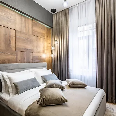 Alfa Apartments Kulisha 12 利沃夫 外观 照片